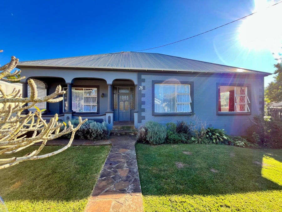 To Let 3 Bedroom Property for Rent in Selborne Eastern Cape
